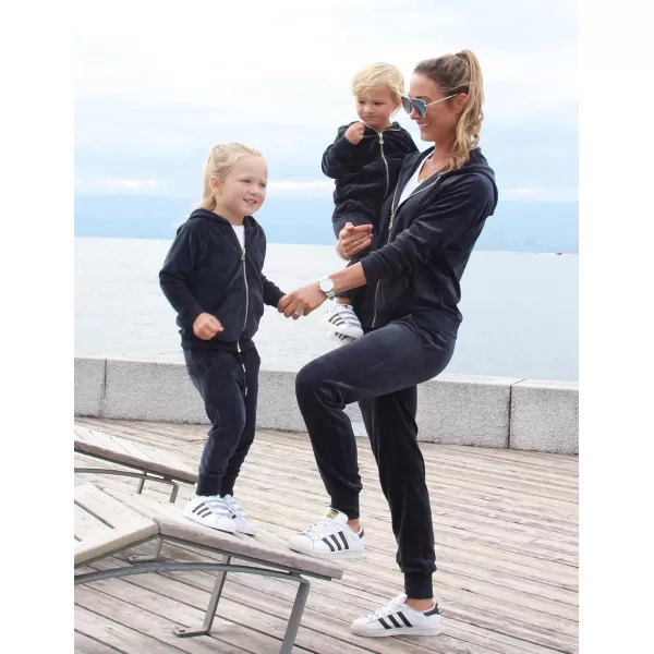 Arshiner 2 Piece Outfits for Girls Velour Tracksuit Hoodie and Jogger Set Sweatsuit Athletic Clothes Sets