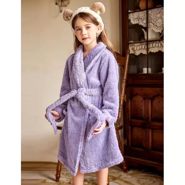Arshiner Boys Girls Flannel Bathrobes Soft Fuzzy Hooded Robe Sleepwear with Belt for Kids