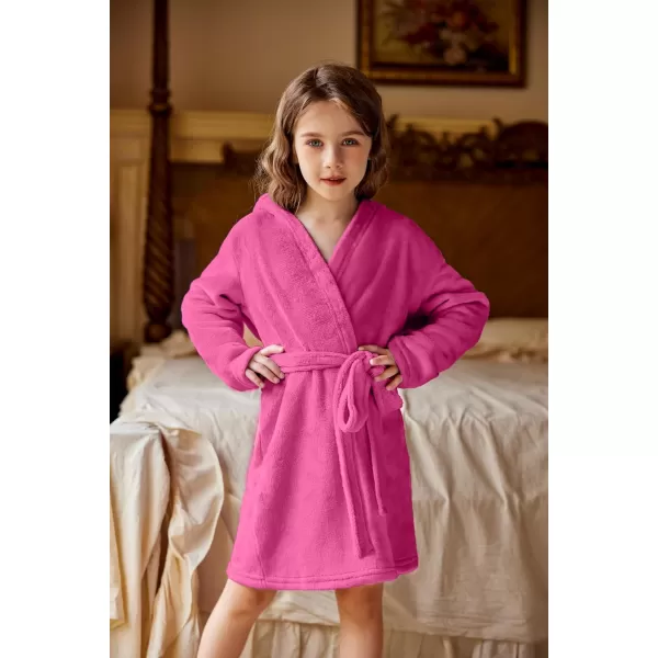 Arshiner Boys Girls Flannel Bathrobes Soft Fuzzy Hooded Robe Sleepwear with Belt for Kids