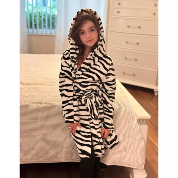 Arshiner Boys Girls Flannel Bathrobes Soft Fuzzy Hooded Robe Sleepwear with Belt for Kids