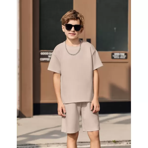 Arshiner Boys Drop Shoulder T-Shirt &amp; Drawstring Waist Shorts with Chain Necklace Summer Casual Outfits 