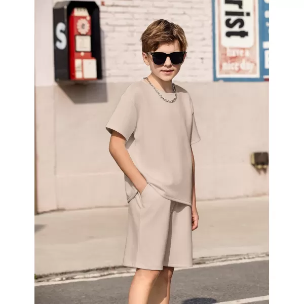 Arshiner Boys Drop Shoulder T-Shirt &amp; Drawstring Waist Shorts with Chain Necklace Summer Casual Outfits 