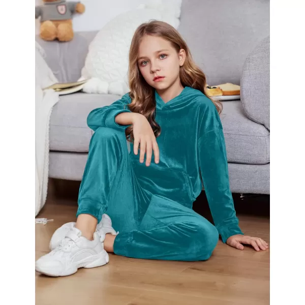 Arshiner Girls Velour 2 Pieces Tracksuits Outfits Athletic Hoodies Sweatshirts and Sweatpants Athletic Clothing Sets