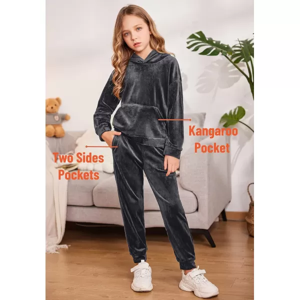 Arshiner Girls Velour 2 Pieces Tracksuits Outfits Athletic Hoodies Sweatshirts and Sweatpants Athletic Clothing Sets