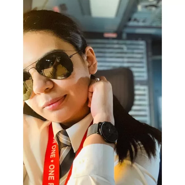 CARFIA Classic UltraLightweight Polarized Sunglasses for Women Men UV Protection Retro Cool Pilot Driving Sun Glasses1 Black Frame Grey Lens