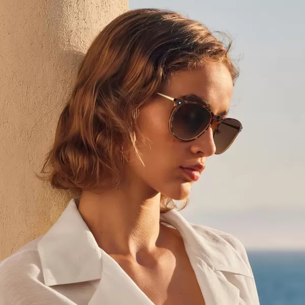 CARFIA Trendy Sunglasses for Women Polarized UV Protection Classic Retro Style CA51001 Brown Gradient Lens Gold Temple