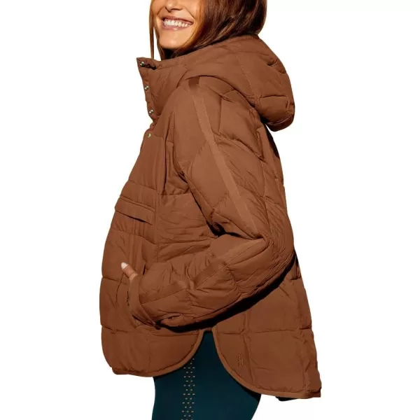 chouyatou Womens Quilted Pullover Puffer Jacket Packable Hooded Oversize Winter Coat TopsBrown