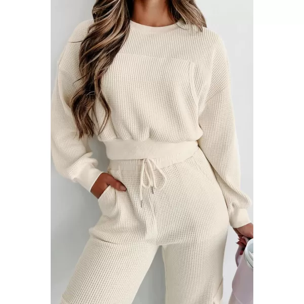 chouyatou Womens Fall 2 Piece Outfits Waffle Knit Sweatsuits Crop Sweatshirt Y2K Cargo Sweatpants SetsBeige