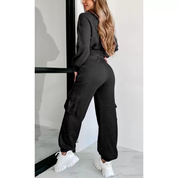 chouyatou Womens Fall 2 Piece Outfits Waffle Knit Sweatsuits Crop Sweatshirt Y2K Cargo Sweatpants SetsBlack