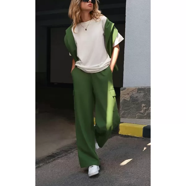 chouyatou Womens Fall Two Piece Outfits Sweatsuits Oversized Sweatshirt Wide Leg Cargo Sweatpants SetsArmy Green
