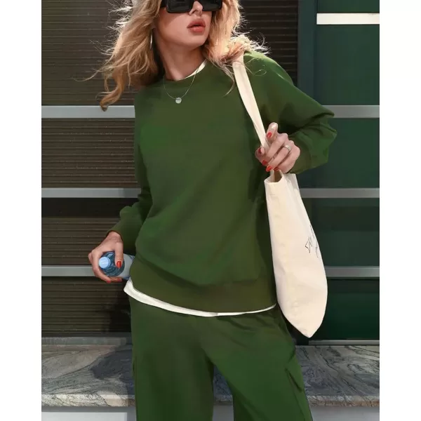 chouyatou Womens Fall Two Piece Outfits Sweatsuits Oversized Sweatshirt Wide Leg Cargo Sweatpants SetsArmy Green