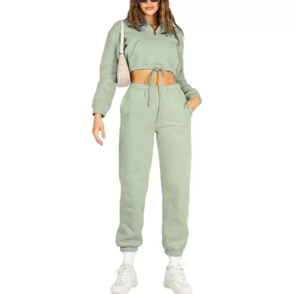 chouyatou Womens 2 Piece Outfits Sweatsuits Crop Stand Collar Sweatshirt Tapered Leg Pant SetsGreen