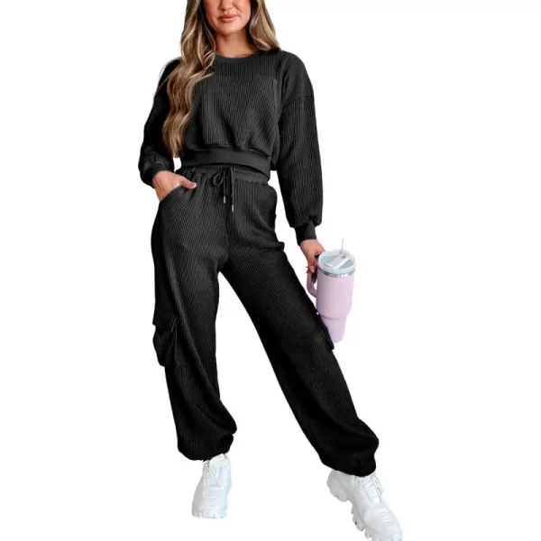 chouyatou Womens Fall 2 Piece Outfits Waffle Knit Sweatsuits Crop Sweatshirt Y2K Cargo Sweatpants SetsBlack