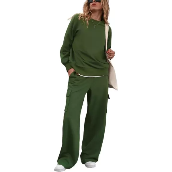 chouyatou Womens Fall Two Piece Outfits Sweatsuits Oversized Sweatshirt Wide Leg Cargo Sweatpants SetsArmy Green