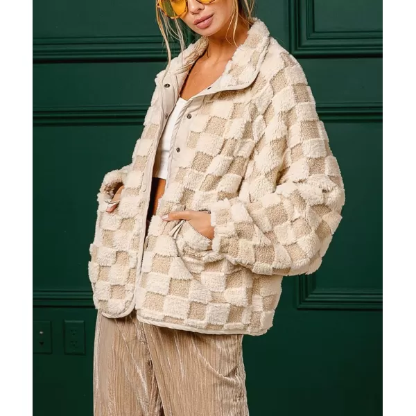 chouyatou Women Winter Casual Checkered Fleece Jacket Fuzzy Oversized Sherpa Jacket Shacket Faux Fur CoatLight Khaki