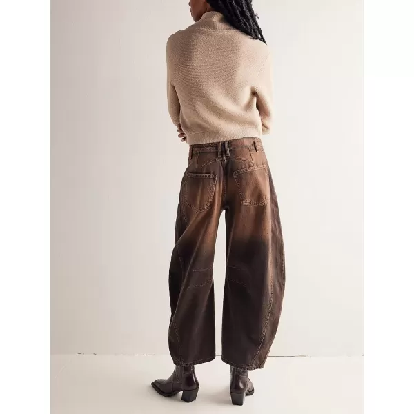 chouyatou Womens Boyfriend Wide Leg Denim Pants Y2K Baggy Mid Rise Casual Dressy Barrel Jeans with PocketsCaramel