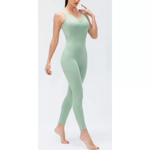 chouyatou Womens Athletic CrissCross Back One Piece Workout Set Yoga Bodysuit Skinny Leggings Jumpsuit Outfits PocketLight Green