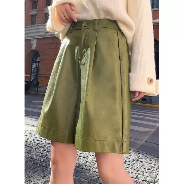 chouyatou Womens Casual High Elastic Waist Shorts Moto Pu Faux Leather Shorts with PocketsGreen