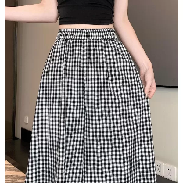 chouyatou Womens Plaid Wide Leg Cropped Culotte Pants High Waisted Striped Palazzo Pants with PocketsBlack Plaid