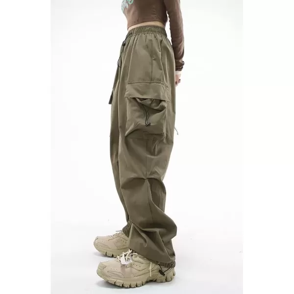 imagechouyatou Womens Casual Parachute Pants Y2K Boyfriend High Waisted Baggy Cargo PantsArmy Green