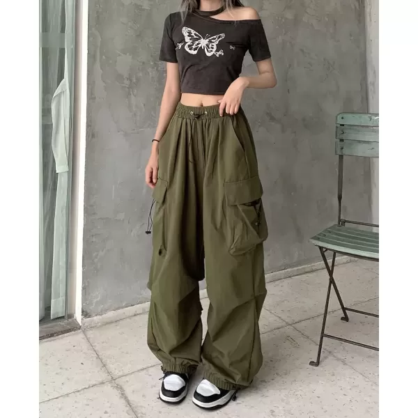 imagechouyatou Womens Elastic Waist Baggy Cargo Pants Y2K Boyfriend High Waisted Parachute PantsArmy Green