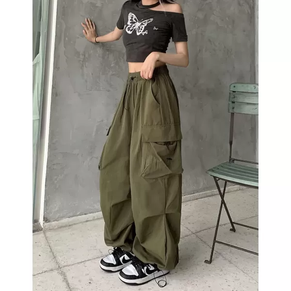 imagechouyatou Womens Elastic Waist Baggy Cargo Pants Y2K Boyfriend High Waisted Parachute PantsArmy Green