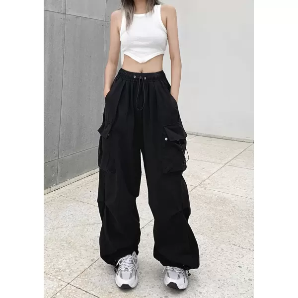 imagechouyatou Womens Elastic Waist Baggy Cargo Pants Y2K Boyfriend High Waisted Parachute PantsBlack