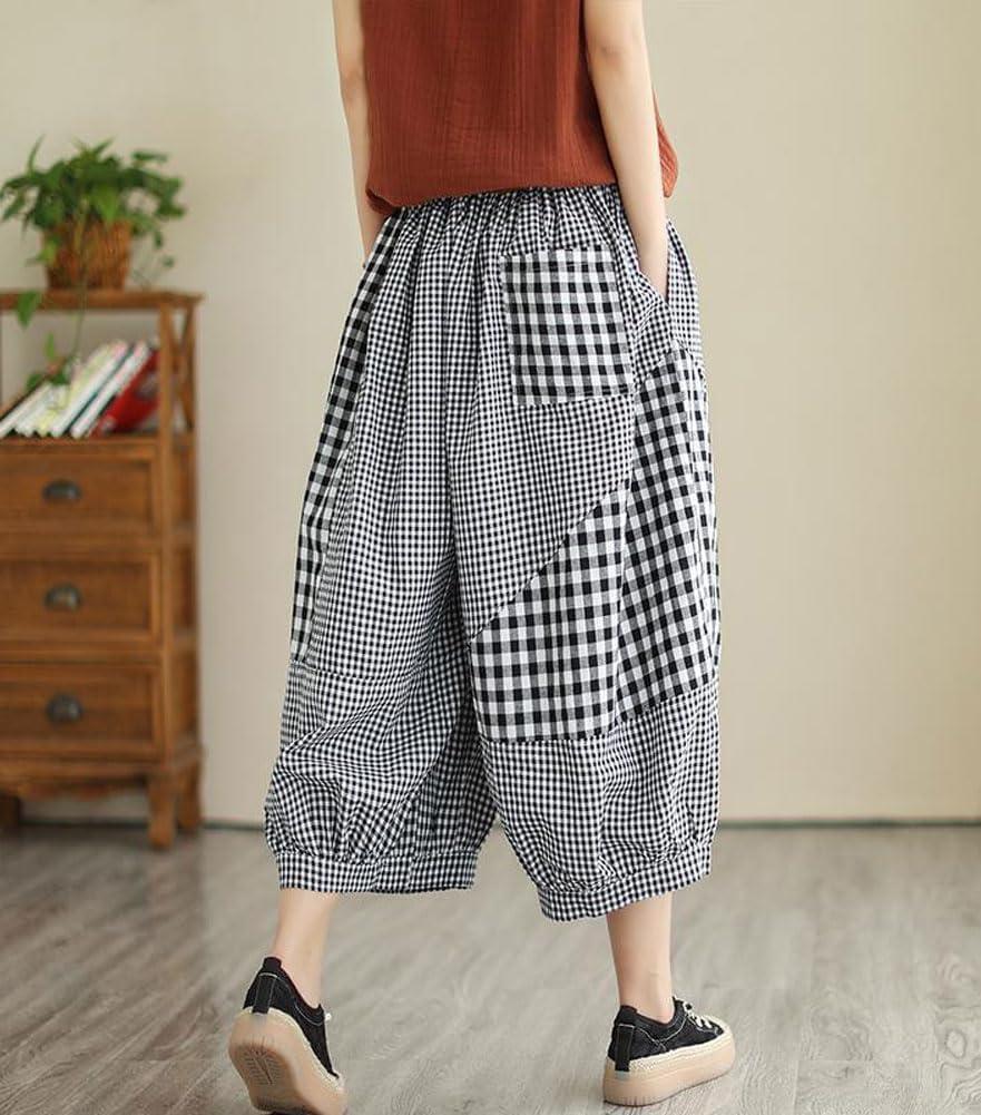 imagechouyatou Womens Retro Plaid Wide Leg Cropped Pants Elastic Waist Capri Harem Pants with PocketsBlack