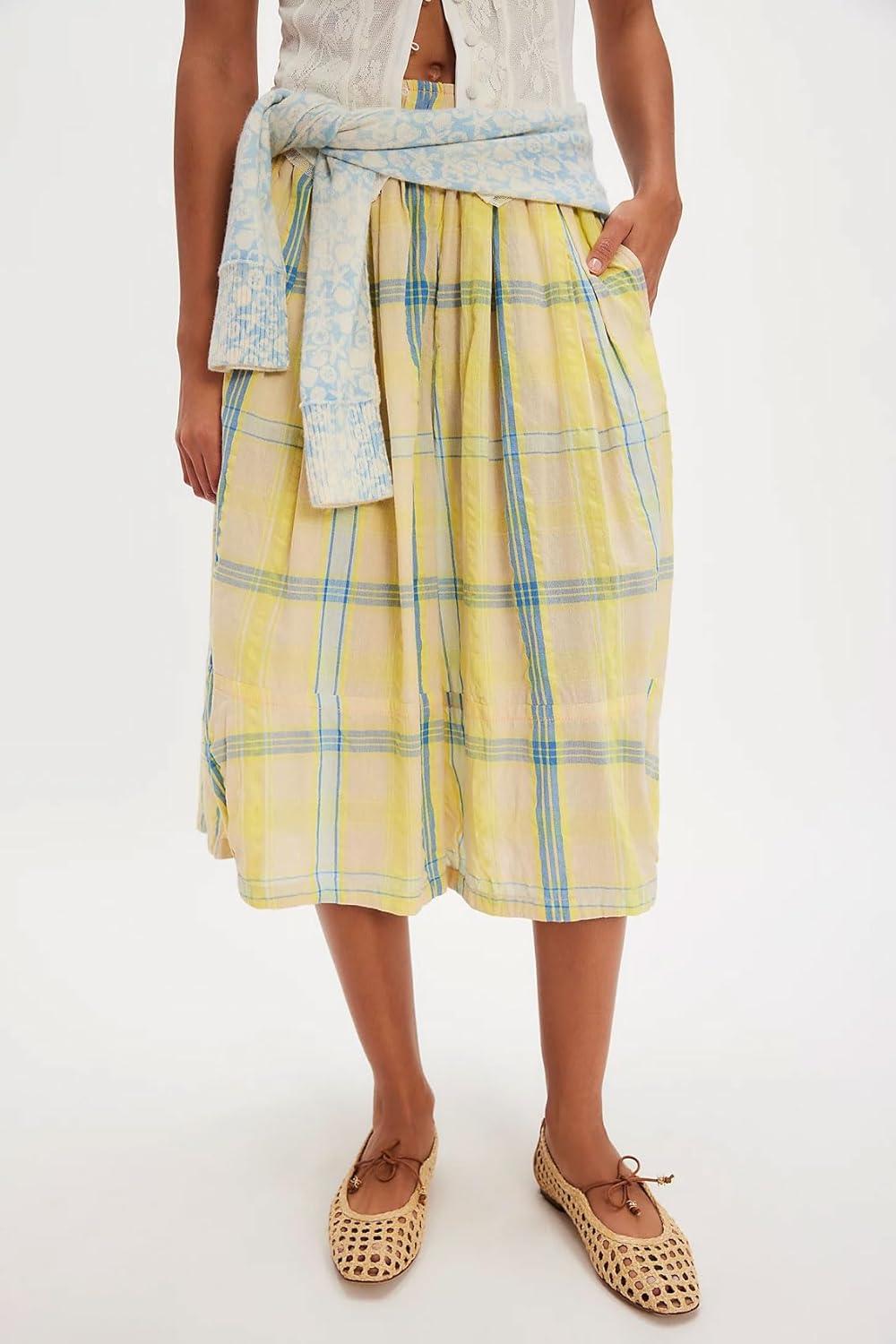 imagechouyatou Womens Retro Plaid Wide Leg Cropped Pants Y2k Baggy Culottes Capri Palazzo Pants with PocketsApricot