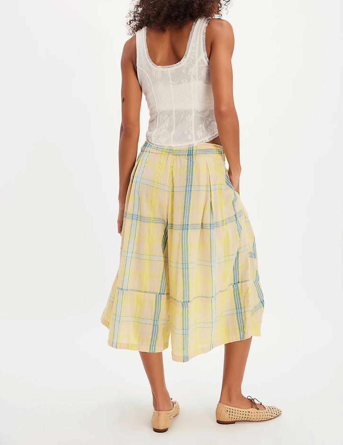 imagechouyatou Womens Retro Plaid Wide Leg Cropped Pants Y2k Baggy Culottes Capri Palazzo Pants with PocketsApricot