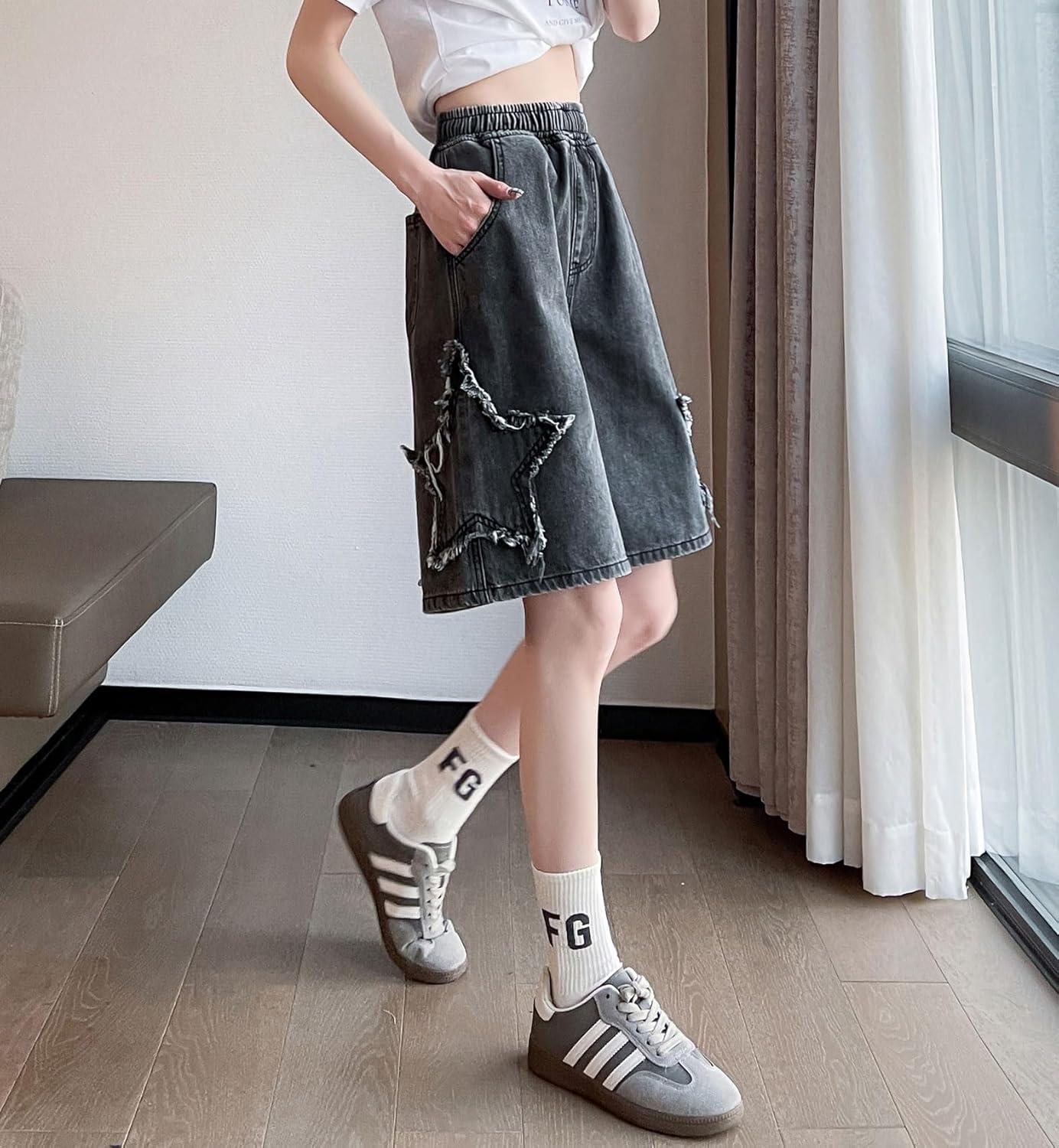 imagechouyatou Womens Y2k Star Patchwork Denim Shorts High Elastic Waist Wide Leg Bermuda Jean Shorts with PocketsBlack