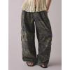 imagechouyatou Women Elastic Waist Camo Cargo Pants Wide Leg Jeans High Waisted Y2K Casual Denim Palazzo PantsArmy Green