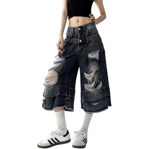 image:imagechouyatou Womens Distressed Ripped Denim Capris Y2k Boyfriend Baggy Jeans Wide Leg Cropped Jeans with PocketsBlack