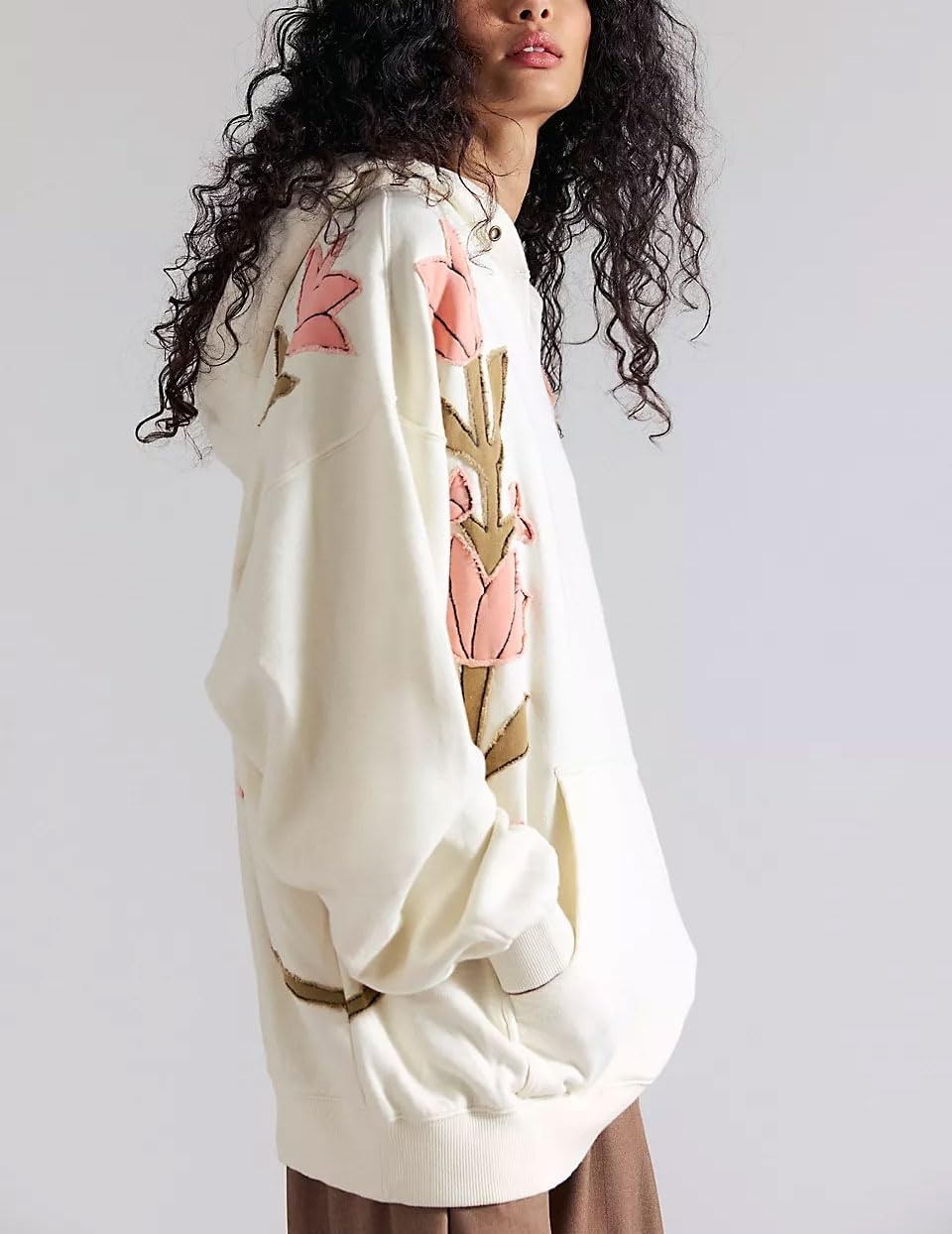 image:imagechouyatou Womens Y2k Floral Patchwork Pullover Hoodies Casual Oversized Sweatshirt Tops Contrast Color Hoodie JacketWhite
