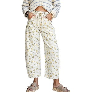 image:imagechouyatou Women Cute Floral Barrel Jeans Cropped Denim Pant with DrawstringYellow