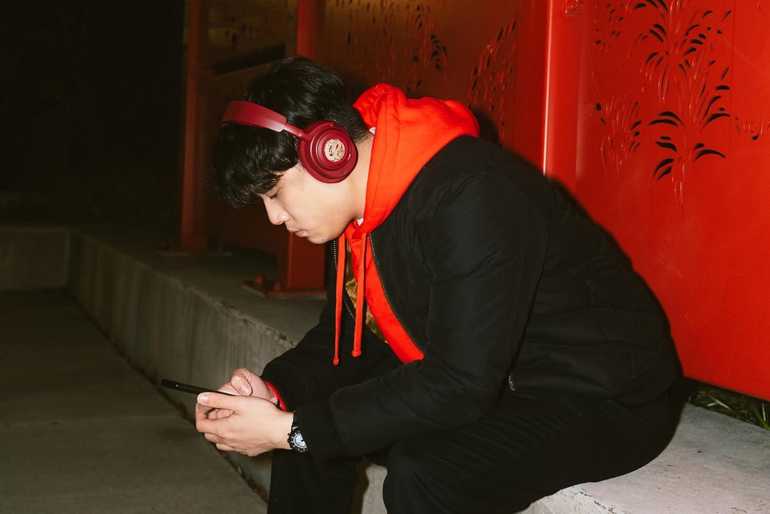 imageSteelSeries Arctis Nova 7P Wireless Gen 2 Gaming Headset  RealTime App Control 50 HR Play Neodymium Magnetic Drivers Mix 24GHzBluetooth PS5 PS4 PC Switch 12 Mobile  BlackDragon