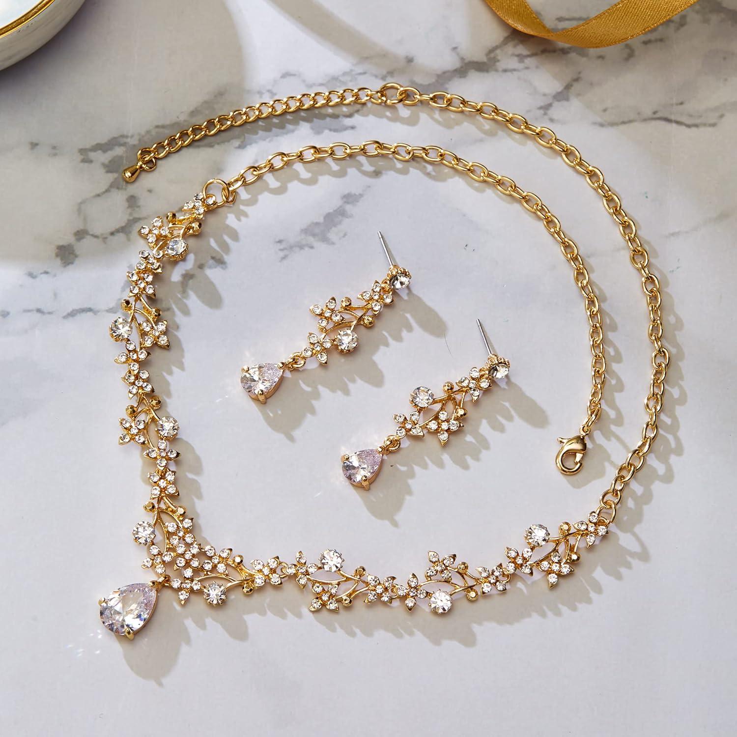 imageBriLove Wedding Bridal Necklace Earrings Jewelry Set CZ Crystal Leaf Vine Floral Scroll Teardrop VNecklace Clear GoldTone