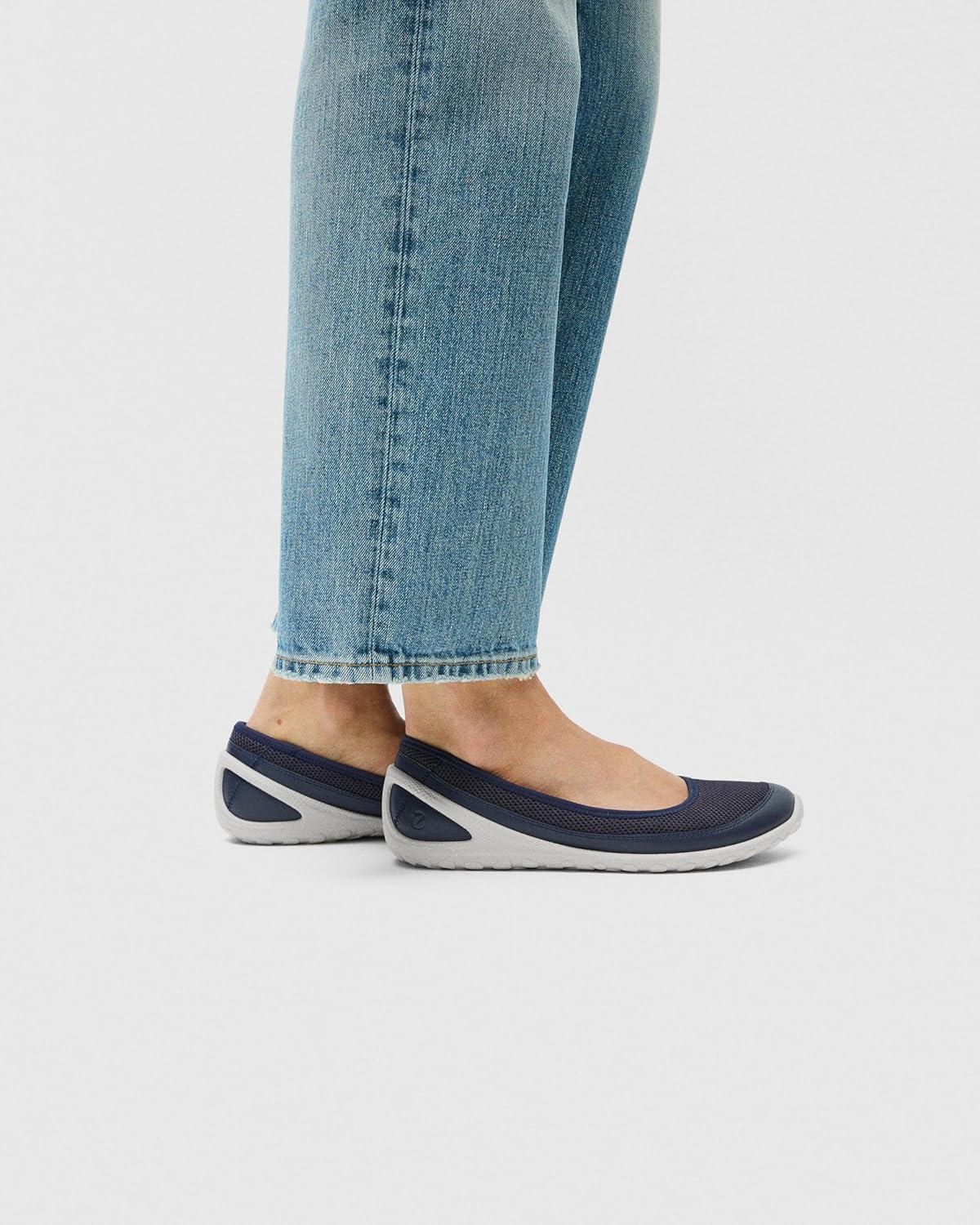 imageECCO Womens Biom Lite Slip on Ballerina SneakerMarineMarine