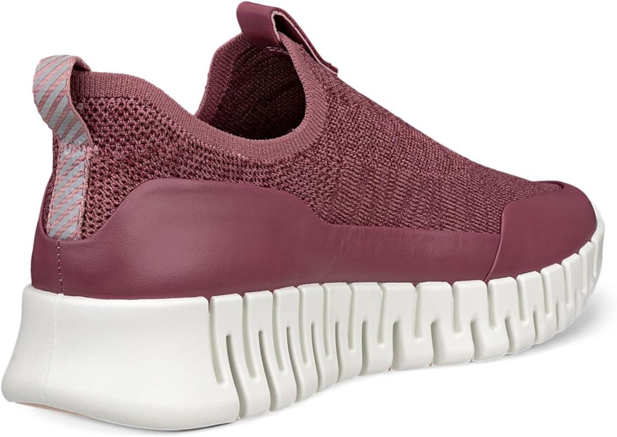imageECCO Womens Gruuv Easy Slip onNocturneBlush