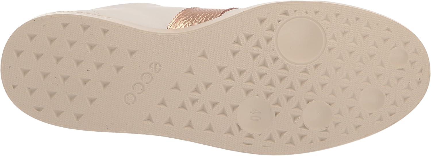 imageECCO Womens Street Lite RetroWhiteHammered BronzePure White Silver