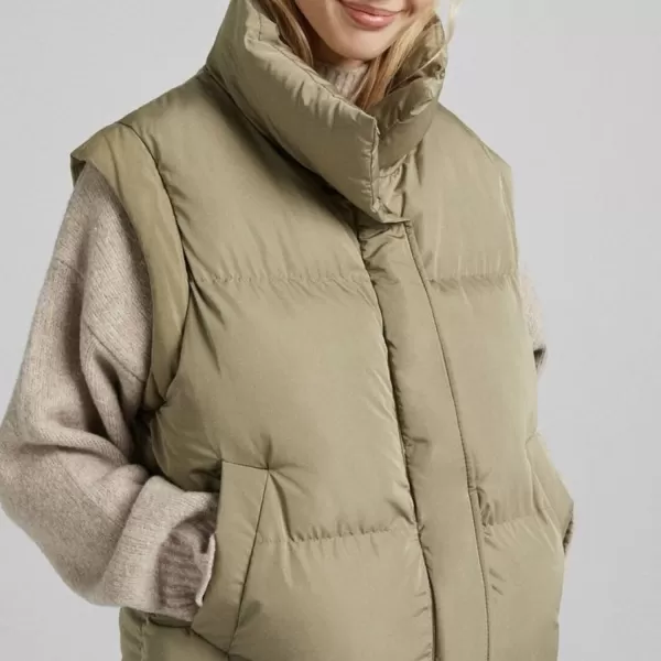 Flygo Women Puffer Vest Winter Warm Lightweight Sleeveless Down Quilted Padded Vest