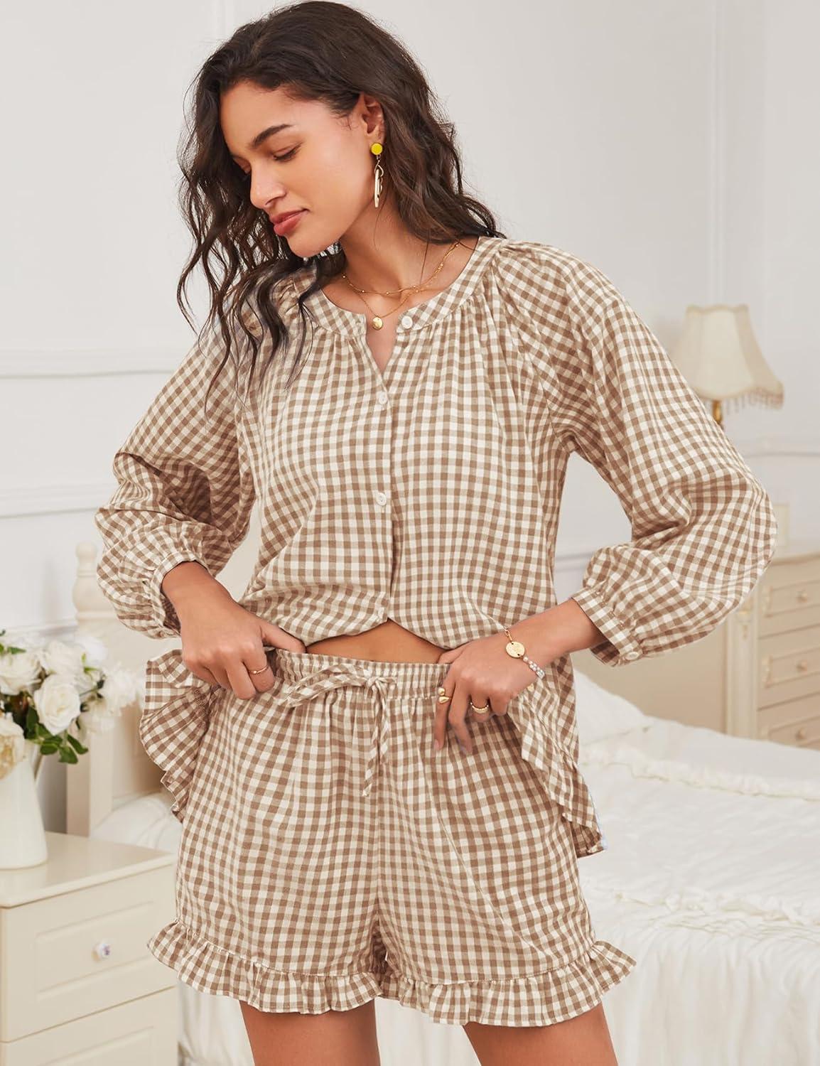 imageFlygo Women Gingham 2 Piece Pajama Sets Y2K Plaid Ruffle Short Sets Raglan Sleeve Shirt Lounge Shorts Sleepwear with PocketsBrown