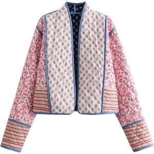 image:imageWomens Floral Print Quilted Jacket Lightweight Cropped Long Sleeve Short Down JacketPink