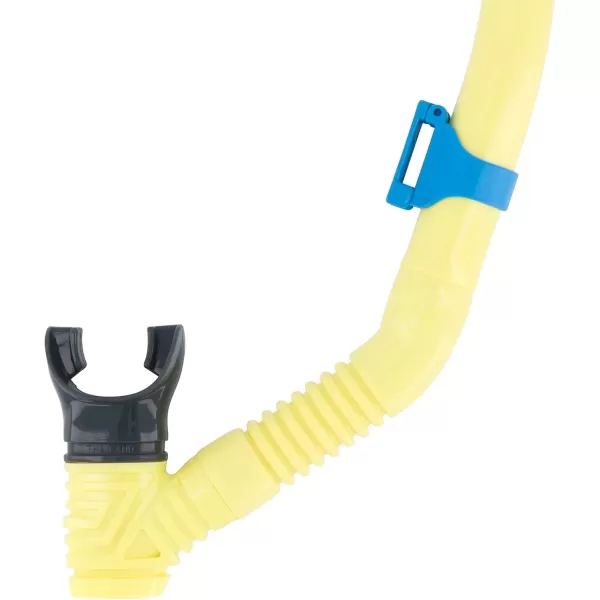 imageSpeedo UnisexAdult Swim Snorkel Dive Mask AntiFog with Nose Cover Adventure SeriesMS Blazing YellowClear