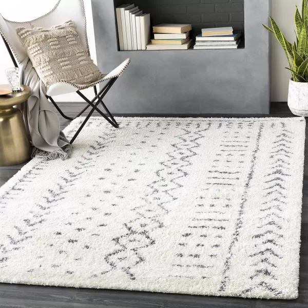 Artistic Weavers Janeka Area Rug 53 x 73 White2 x 3 White