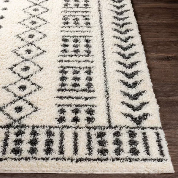 Artistic Weavers Moroccan Soft Dana Shag Area Rug 67 x 9 CreamCharcoal27 x 73 CreamCharcoal