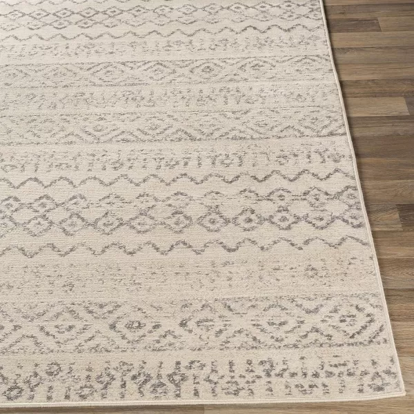 Artistic Weavers Tess Area Rug 53 x 73Artistic Weavers Tess Area Rug 53 x 73