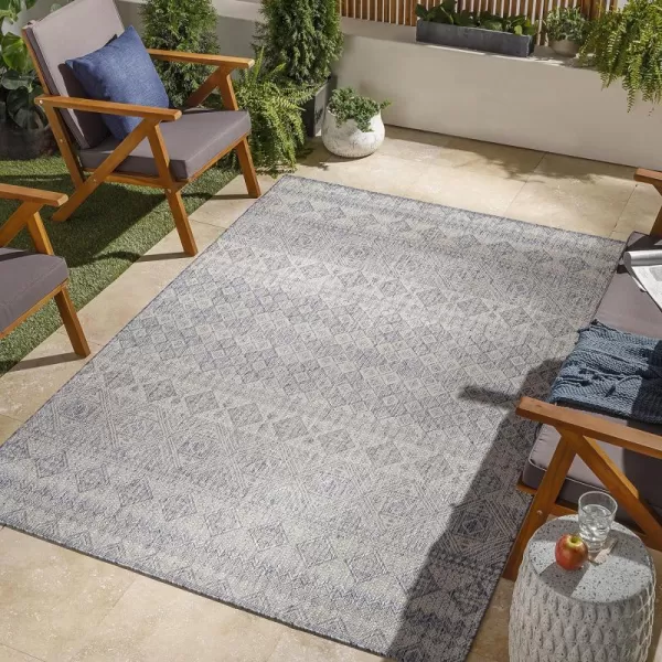 Artistic Weavers Sawyer Tribal Diamond Outdoor Area Rug 53 x 7 NavyArtistic Weavers Sawyer Tribal Diamond Outdoor Area Rug 53 x 7 Navy