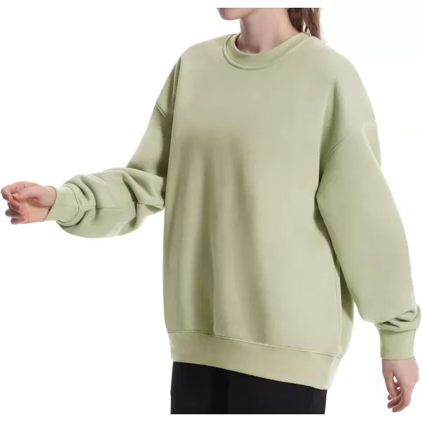 THE GYM PEOPLE Womens Fleece Crewneck Loose fit Soft Oversized Pullover SweatshirtLight Green