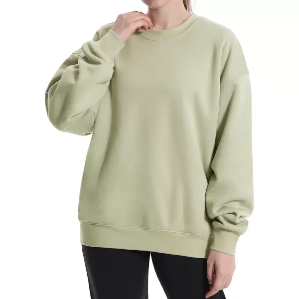 THE GYM PEOPLE Womens Fleece Crewneck Loose fit Soft Oversized Pullover SweatshirtLight Green